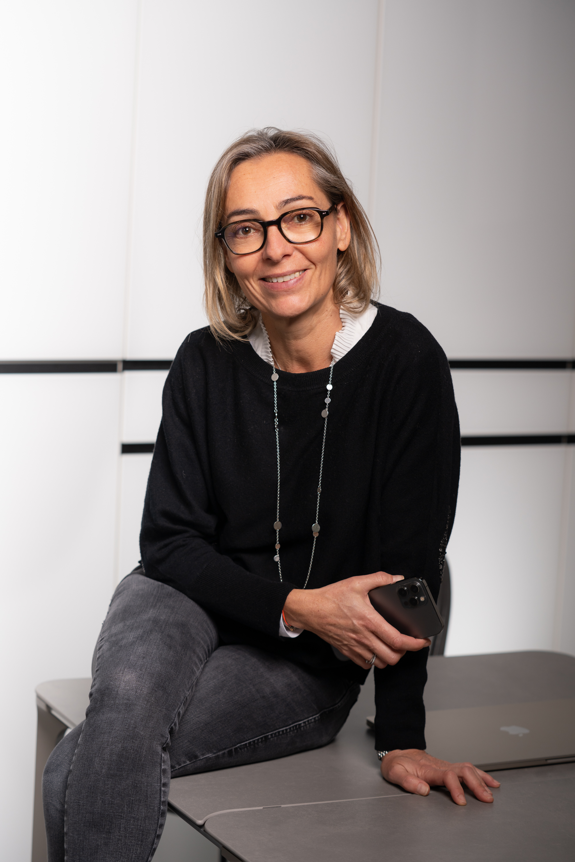 ABERGEL Delphine